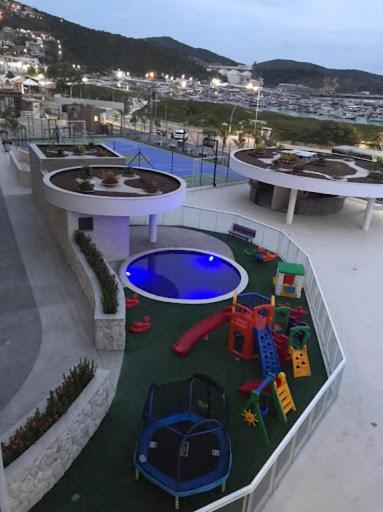 Apartamento Praia Dos Anjos 2 Vagas De Garagem E Ar-Condicionado Арраял-ду-Кабу Экстерьер фото